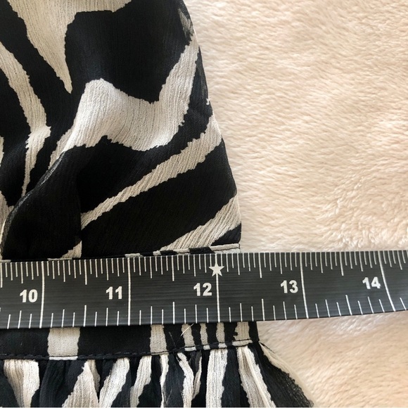 H&M. Spaghetti strap mini dress. Black and White. Zebra pattern. Size 6 - Picture 7 of 10